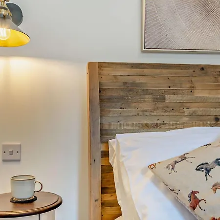 1 Bed In 94728 * 瑟斯克